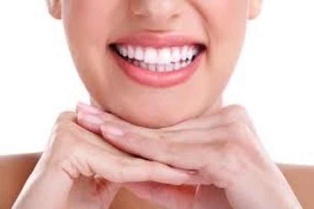 Cosmetic Dentistry & Smile Makeovers